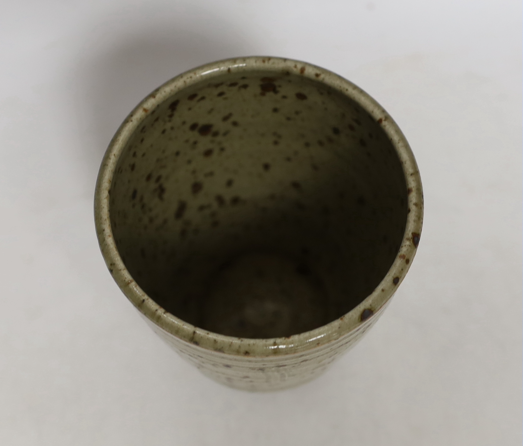 Seth Cardew, a studio pottery beaker, 12cm high